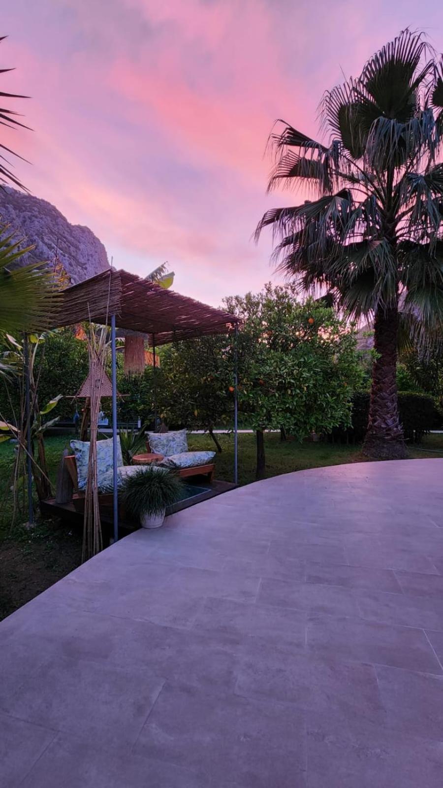 Portalimo Lodge Hotel - Adult Only +12 Чирали Экстерьер фото